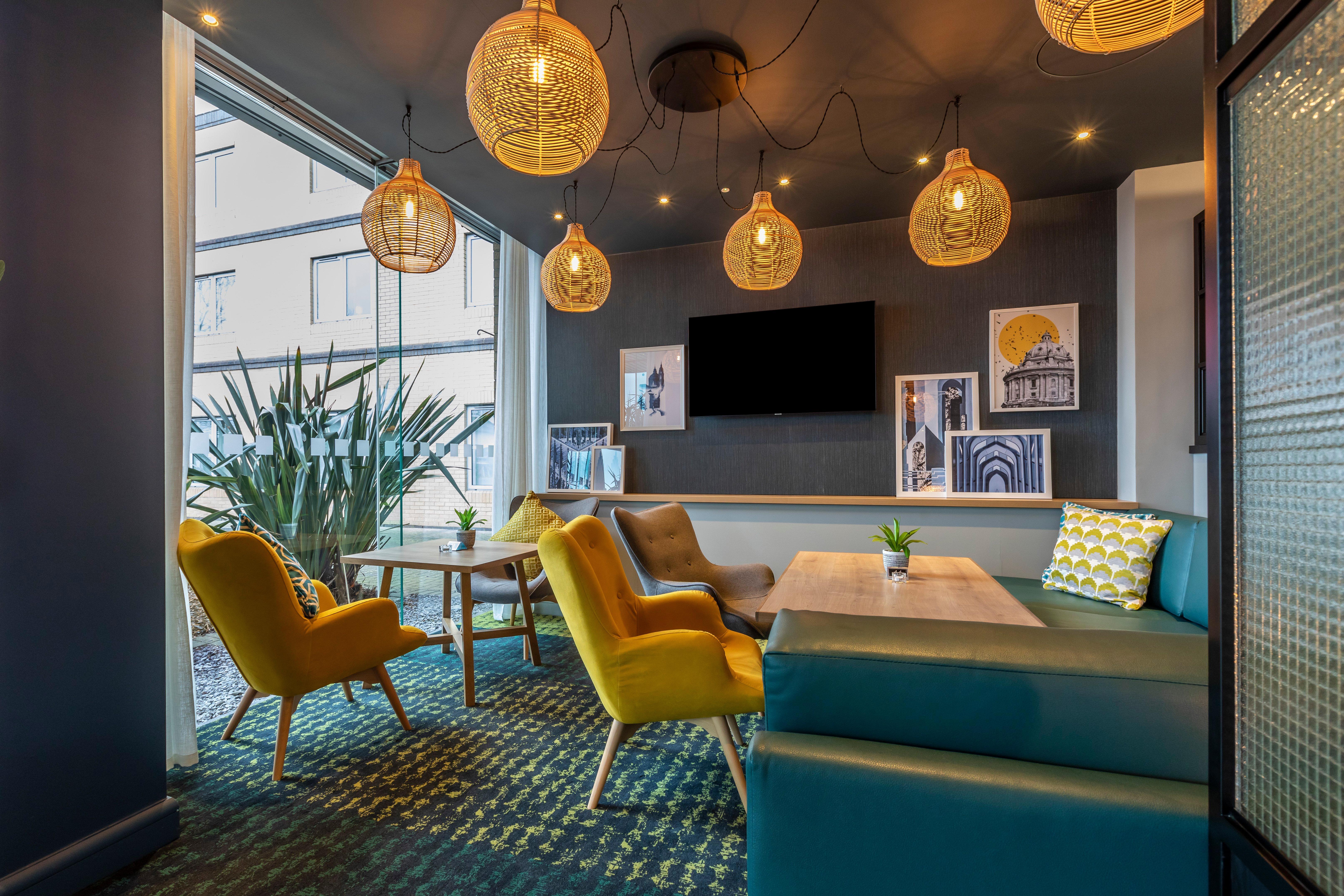 Holiday Inn Oxford By Ihg Екстер'єр фото