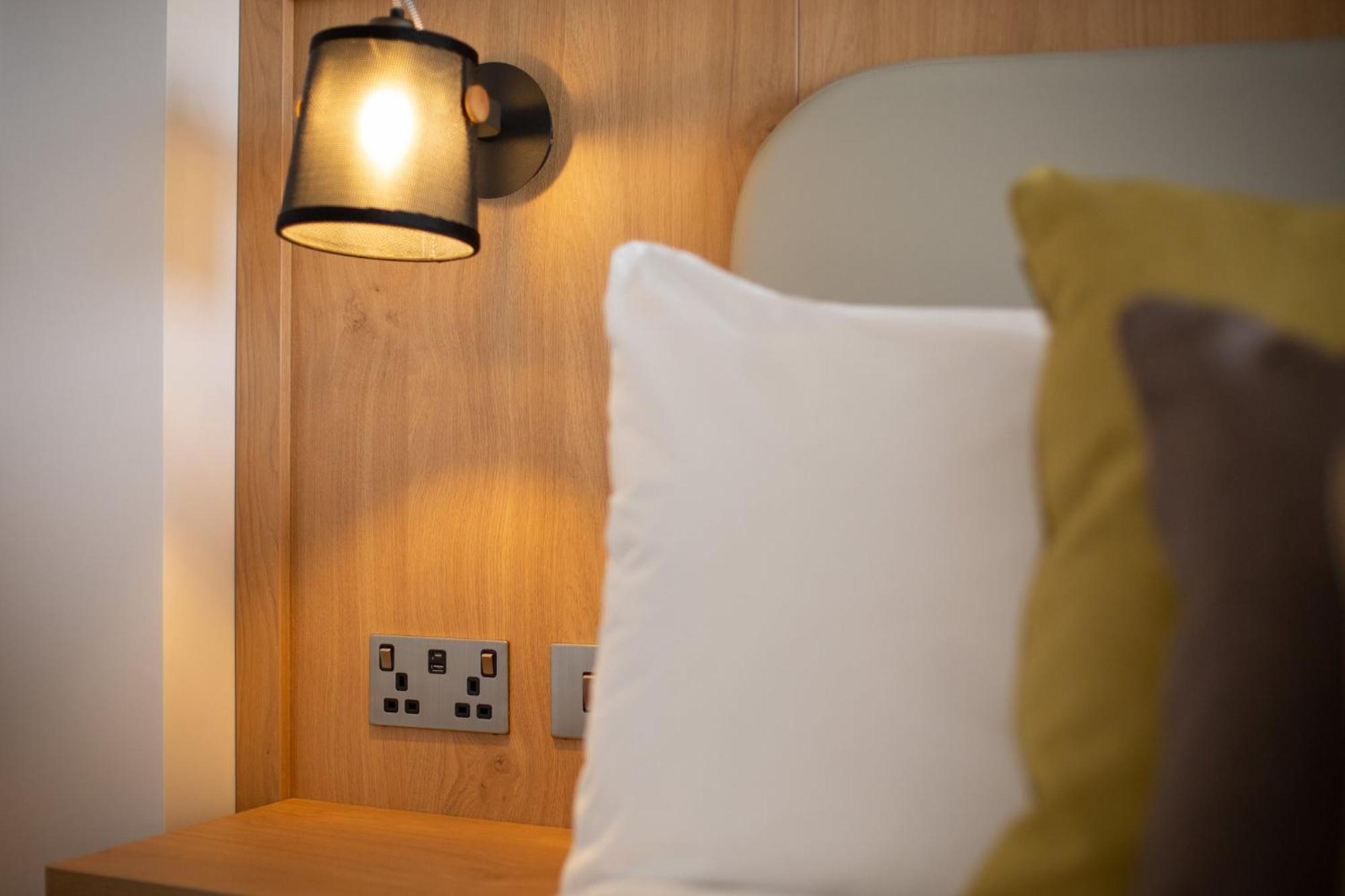 Holiday Inn Oxford By Ihg Екстер'єр фото