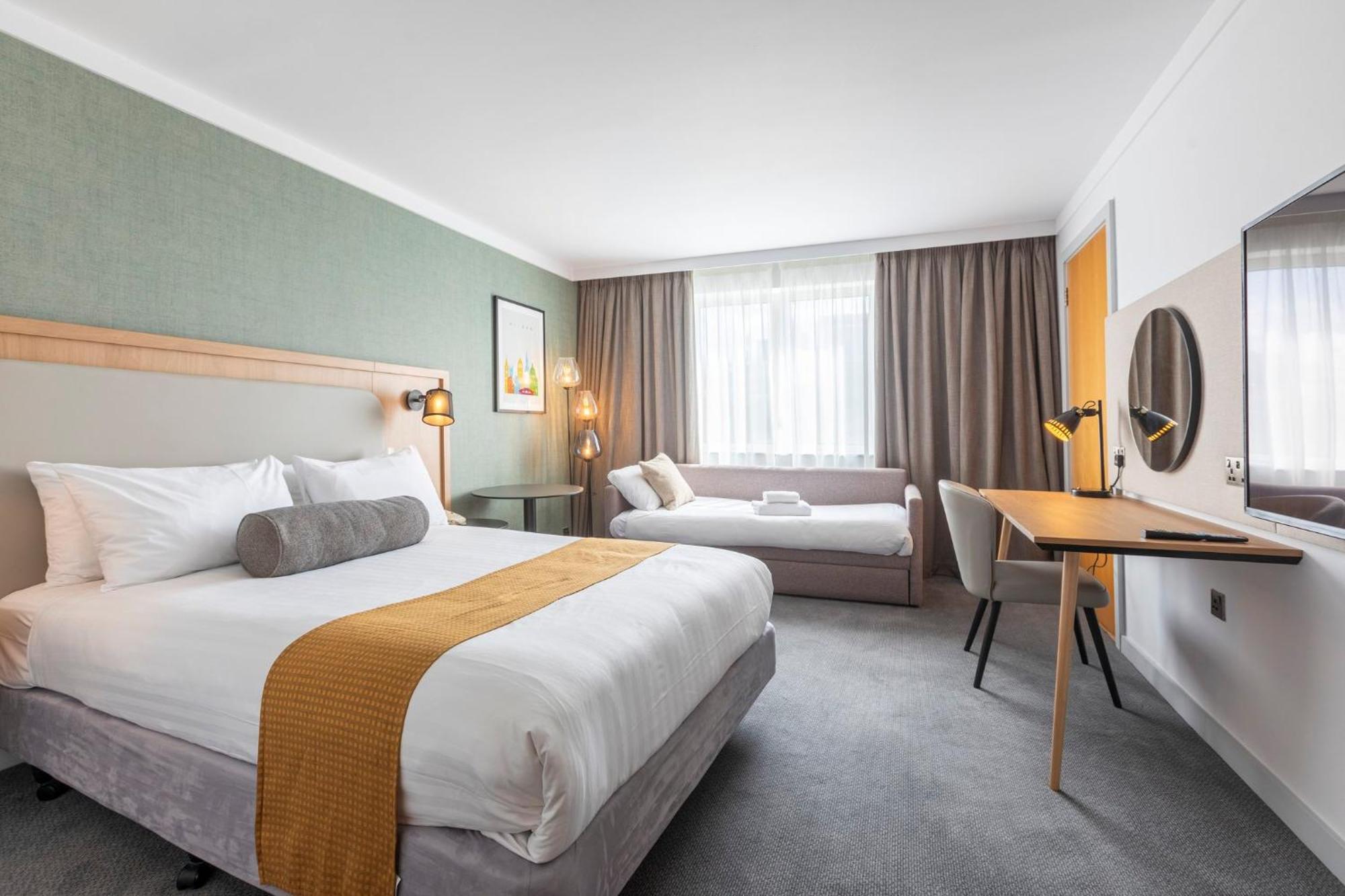 Holiday Inn Oxford By Ihg Екстер'єр фото